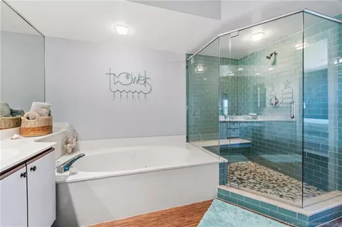 Bath - 145 NEdgewater Dr #4203, Stuart, FL 34996 photo 1 of 3
