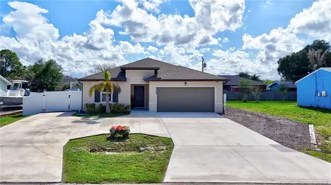 2068 SW Mcallister Lane Ln, Port Saint Lucie, FL 34953
