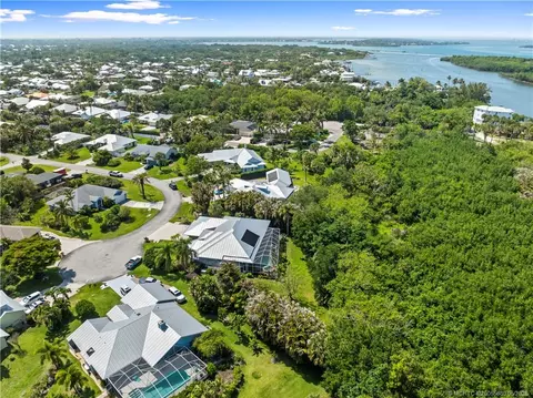 View/Area - 4220 SE Rainbows End, Stuart, FL 34997 photo 3 of 8