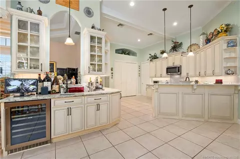 Kitchen - 4220 SE Rainbows End, Stuart, FL 34997 photo 1 of 6