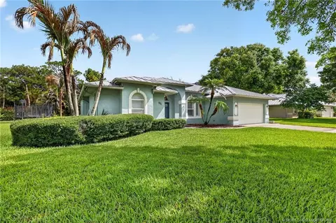 Exterior - 671 SE Pin Oak Ter, Stuart, FL 34997 photo 3 of 13