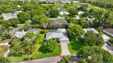 View/Area - 671 SE Pin Oak Ter, Stuart, FL 34997 photo 3 of 13