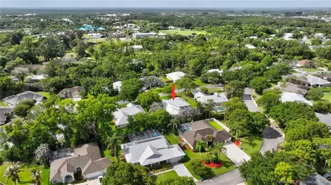View/Area - 671 SE Pin Oak Ter, Stuart, FL 34997 photo 9 of 13