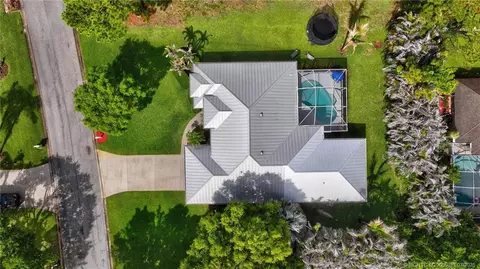 View/Area - 671 SE Pin Oak Ter, Stuart, FL 34997 photo 12 of 13