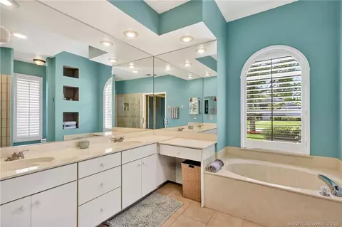 Bath - 671 SE Pin Oak Ter, Stuart, FL 34997 photo 3 of 7