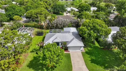 View/Area - 671 SE Pin Oak Ter, Stuart, FL 34997 photo 3 of 13