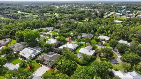View/Area - 671 SE Pin Oak Ter, Stuart, FL 34997 photo 8 of 13