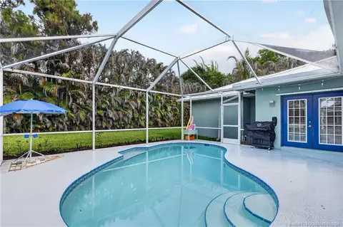 Exterior - 671 SE Pin Oak Ter, Stuart, FL 34997 photo 7 of 13