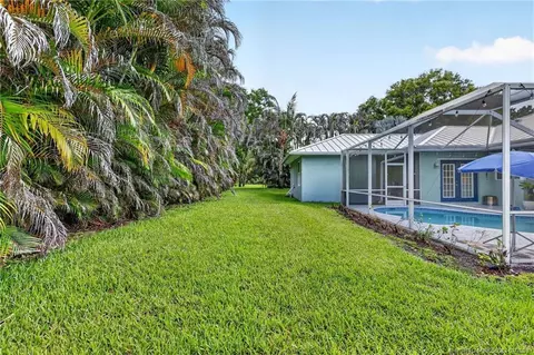 Exterior - 671 SE Pin Oak Ter, Stuart, FL 34997 photo 12 of 13
