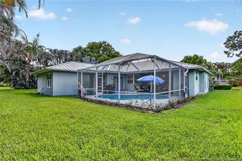 Exterior - 671 SE Pin Oak Ter, Stuart, FL 34997 photo 11 of 13