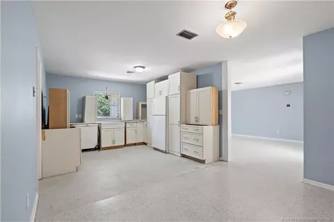 Kitchen - 391 SEdgewood Dr, Stuart, FL 34996 photo 1 of 3