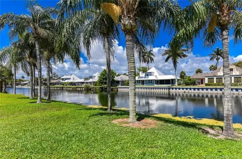 Exterior - 6101 SE Landing Way #5, Stuart, FL 34997 photo 4 of 9