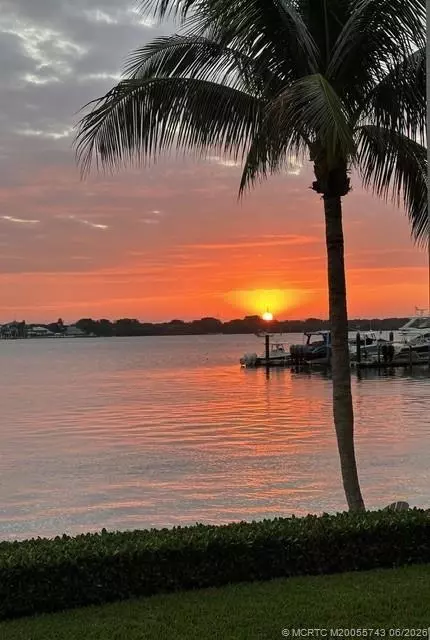 104 Water Clb N, North Palm Beach, FL 33408