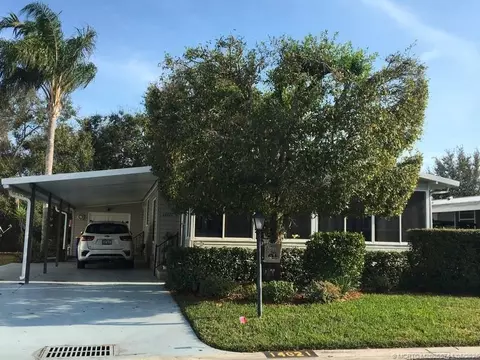 14621 SW Divot Dr, Indiantown, FL 34956