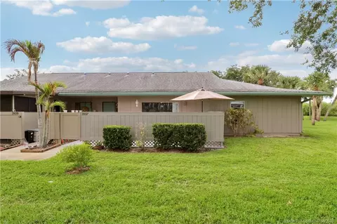 3937 NW Cinnamon Tree Cir, Jensen Beach, FL 34957