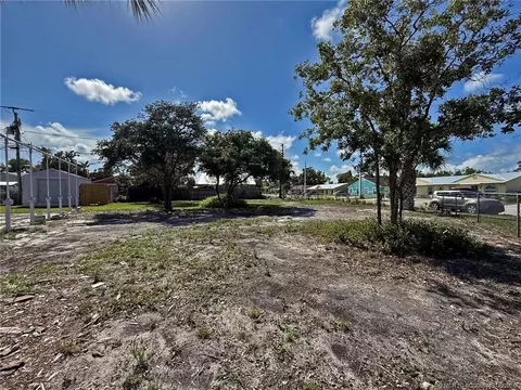 5152 SE Primrose Way, Stuart, FL 34997 photo 9