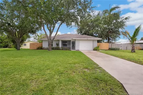 1094 NW 14 Th St, Stuart, FL 34994