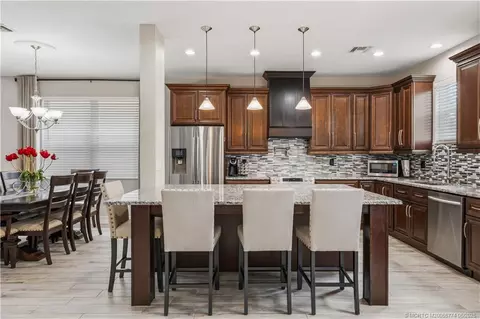 Kitchen - 1268 SE Kirk St, Stuart, FL 34997 photo 2 of 5