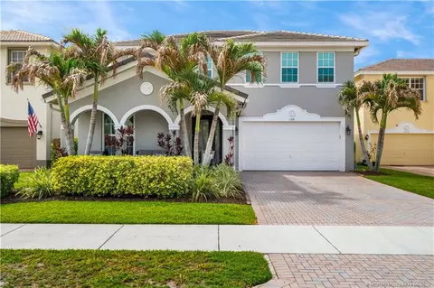 1268 SE Kirk St, Stuart, FL 34997