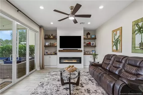 Living - 1268 SE Kirk St, Stuart, FL 34997 photo 1 of 2