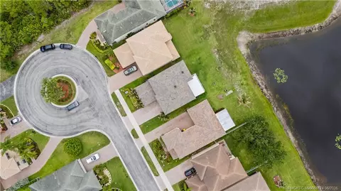 View/Area - 1268 SE Kirk St, Stuart, FL 34997 photo 3 of 9