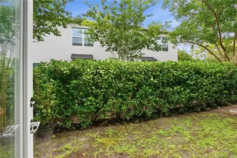 Exterior - 1871 SE Tarni Way, Stuart, FL 34996 photo 4 of 4