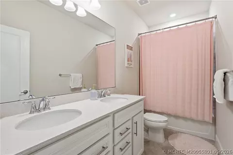 Bath - 1871 SE Tarni Way, Stuart, FL 34996 photo 1 of 3