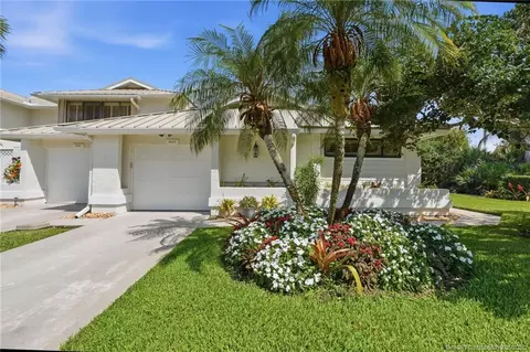 5600 SE Foxcross Pl, Stuart, FL 34997