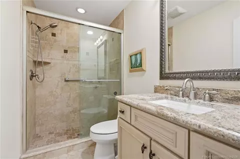 Bath - 5600 SE Foxcross Pl, Stuart, FL 34997 photo 4 of 4