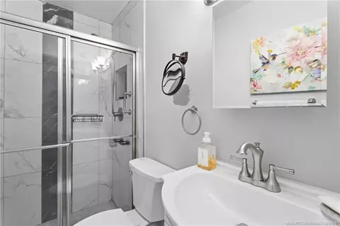 Bath - 2600 SE Ocean Blvd #BB2, Stuart, FL 34996 photo 1 of 2