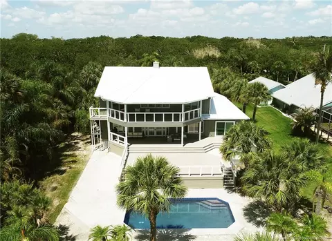 114 N Sewalls Point Rd, Stuart, FL 34996