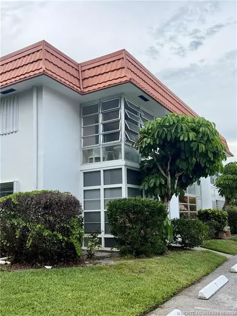 2600 SE Ocean Blvd #P12, Stuart, FL 34996