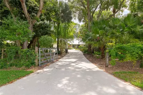 6785 SW Gaines Ave, Stuart, FL 34997