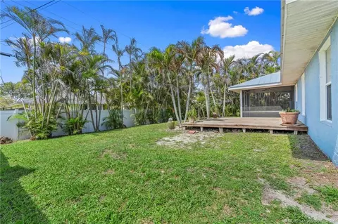 Exterior - 984 NW 16th Pl, Stuart, FL 34994 photo 5 of 10