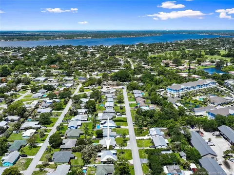 View/Area - 984 NW 16th Pl, Stuart, FL 34994 photo 4 of 5