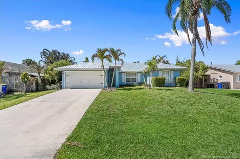 Exterior - 984 NW 16th Pl, Stuart, FL 34994 photo 2 of 10