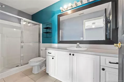 Bath - 984 NW 16th Pl, Stuart, FL 34994 photo 1 of 3