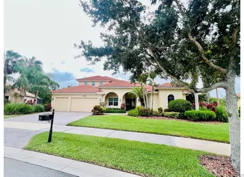 7664 SE Belle Maison Dr, Stuart, FL 34997