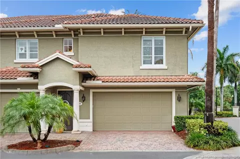 Exterior - 939 SE Willoughby Trce #4-5, Stuart, FL 34997 photo 3 of 8