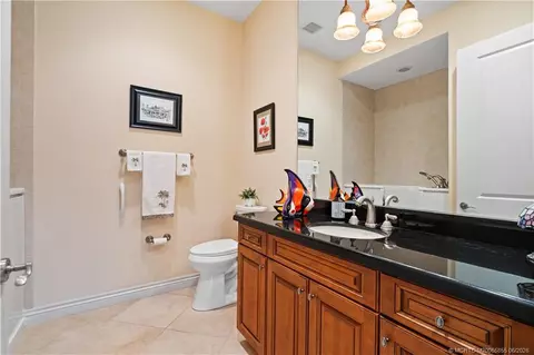 Bath - 939 SE Willoughby Trce #4-5, Stuart, FL 34997 photo 7 of 8