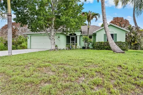 645 SW Nichols Ter, Port Saint Lucie, FL 34953