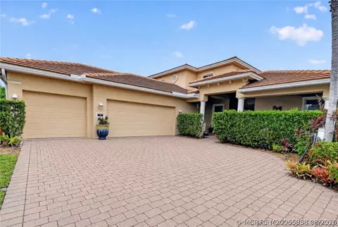 476 NW Windflower Ter, Jensen Beach, FL 34957