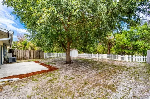 Exterior - 1240 SE Saint Lawrence Way, Stuart, FL 34997 photo 4 of 6