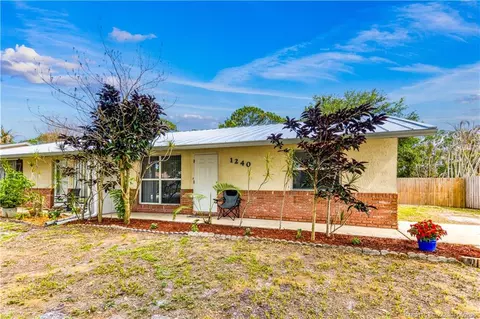 1240 SE Saint Lawrence Way, Stuart, FL 34997