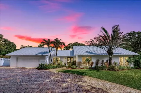 Exterior - 10 Ridgeland Dr, Stuart, FL 34996 photo 12 of 12