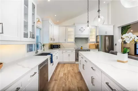 Kitchen - 10 Ridgeland Dr, Stuart, FL 34996 photo 3 of 3