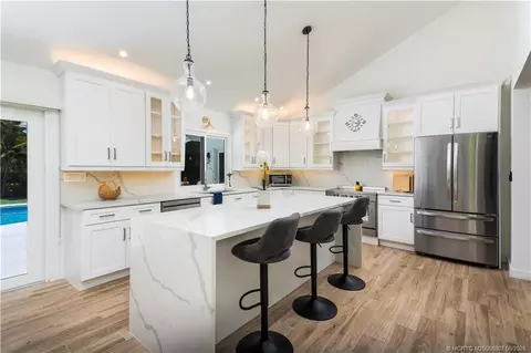 Kitchen - 10 Ridgeland Dr, Stuart, FL 34996 photo 2 of 3