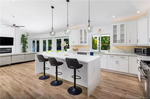 Kitchen - 10 Ridgeland Dr, Stuart, FL 34996 photo 1 of 3