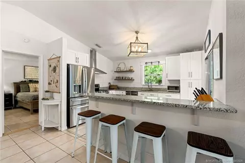 Kitchen - 4401 SE Satinleaf Pl, Stuart, FL 34997 photo 4 of 4