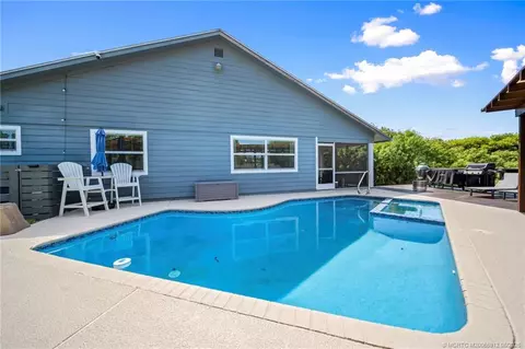 Exterior - 4401 SE Satinleaf Pl, Stuart, FL 34997 photo 6 of 19